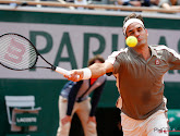 Roger Federer rekent af met Italiaan en wint voor het eerst in vier jaar op Roland Garros