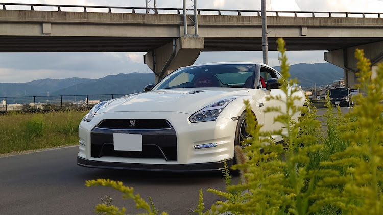 NISSAN GT-Rの京都・車折神社・ホロライブ・聖地巡り・R´s meetingに関するカスタム事例の投稿画像5枚目