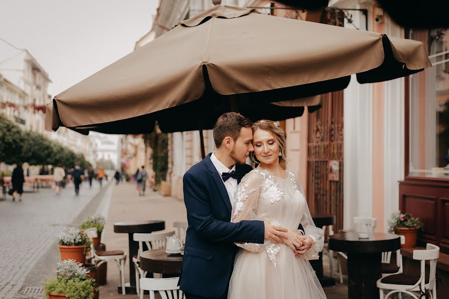 Fotografo di matrimoni Alisa Sandulovich (sandulovich). Foto del 2 novembre 2019