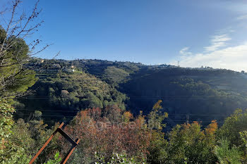 terrain à Nice (06)