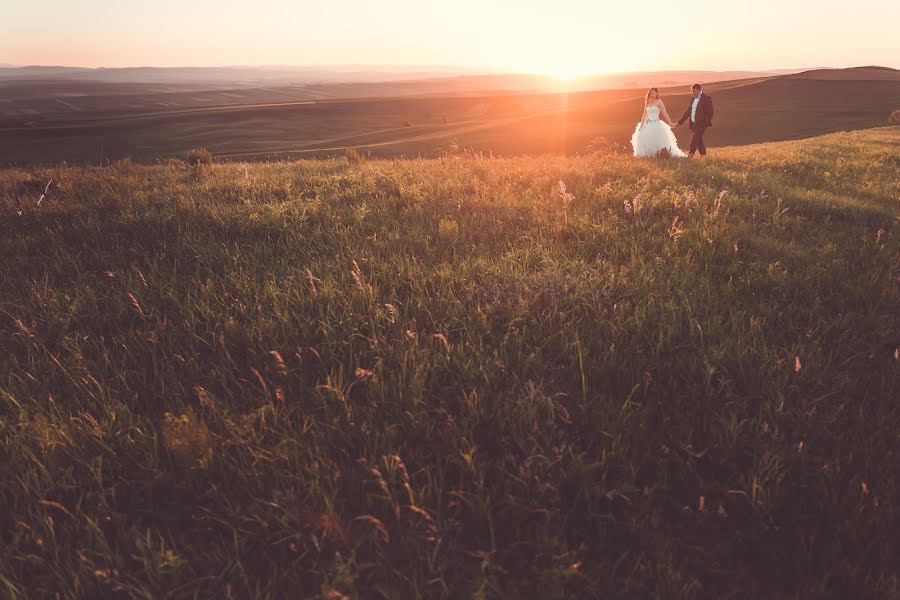 Photographer sa kasal Breniuc Radu (raduu). Larawan ni 27 Hunyo 2017