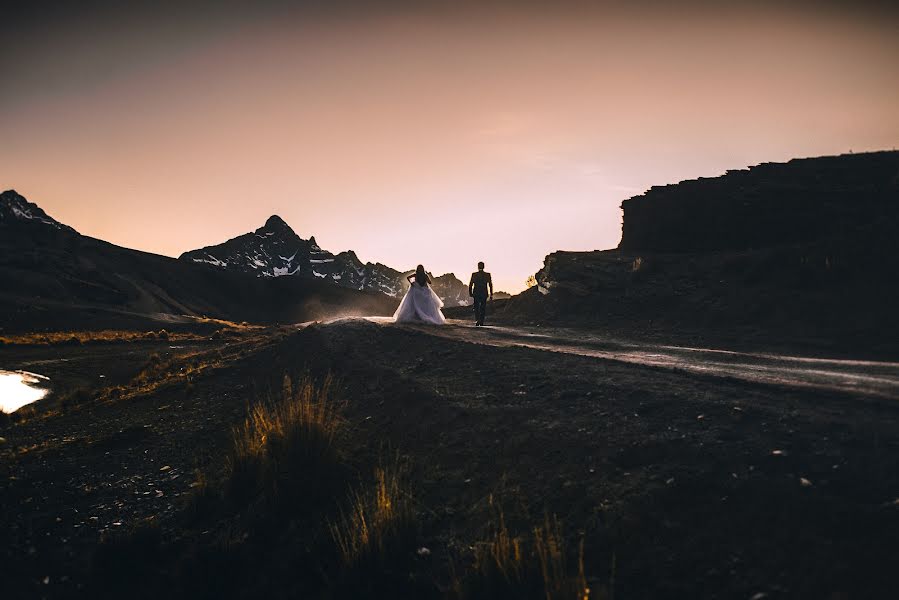 Fotógrafo de casamento Valery Garnica (focusmilebodas2). Foto de 17 de fevereiro 2020