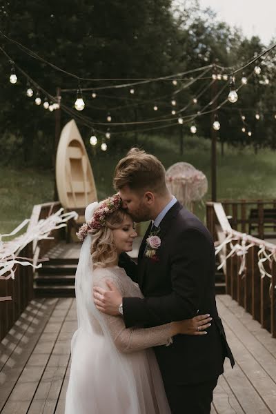 結婚式の写真家Arina Miloserdova (miloserdovaarin)。2018 6月30日の写真