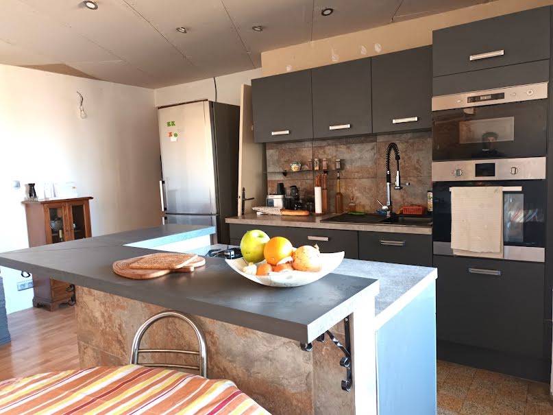 Vente appartement 3 pièces 53 m² à Marseille 3ème (13003), 110 000 €