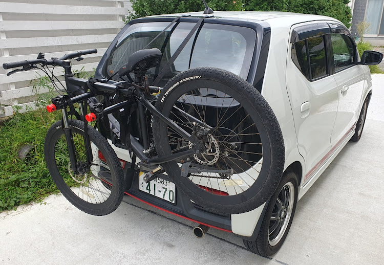 アルト ターボRSのDIY・アルトワークス・ha36s・自転車・キャリアに関するカスタム事例の投稿画像1枚目