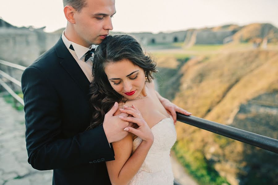 Fotógrafo de casamento Nazariy Karkhut (karkhut). Foto de 17 de janeiro 2015