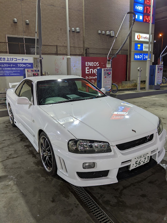 スカイラインの愛車のお尻はこんな感じ・今年もあとわずかに関するカスタム事例の投稿画像2枚目
