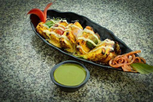 Melting Cheese Paneer Tikka