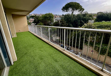 Apartment with terrace 3