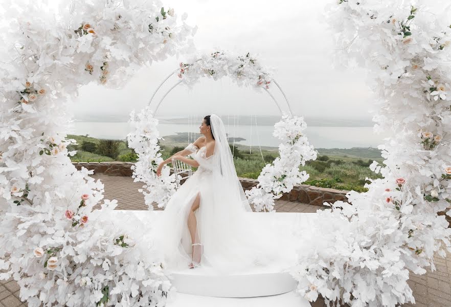 Fotógrafo de bodas Darya Popova (daryapopovaphoto). Foto del 10 de julio 2023