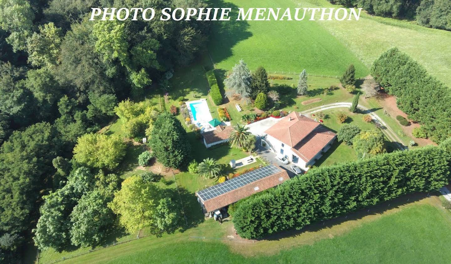 Property with pool Saint-Martin-de-Seignanx