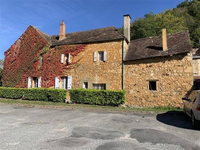 Vente maison  190 m² à Cénac-et-Saint-Julien (24250), 82 000 €