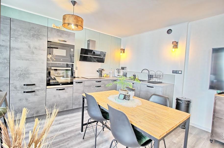 Vente appartement 3 pièces 71 m² à Compiegne (60200), 144 000 €