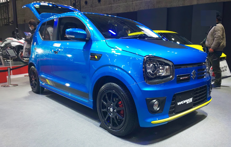 スイフトスポーツの大阪オートメッセ2020・SUZUKI THE SPORTS・今回、どうしても見たかったモノ！・クーチューン🍴・小さくコラボしてました～😆に関するカスタム事例の投稿画像15枚目