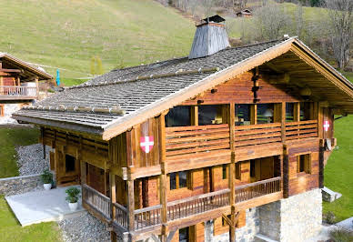Chalet with panoramic view and terrace 10