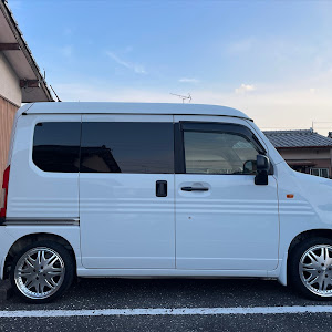 N-VAN JJ1