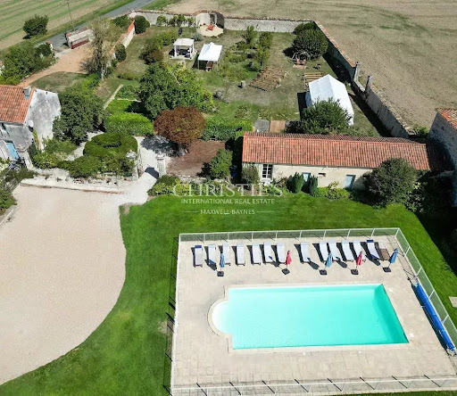 Property with pool 5