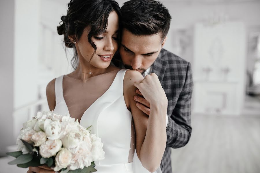 Wedding photographer Ekaterina Krasnova (katekrasnova). Photo of 20 April 2021