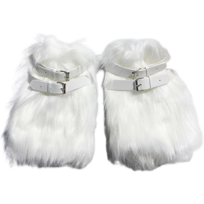 Harajuku Millennium Punk leren gesp pluche sokken. Warme voeten met punk stijl. Geniet van comfort en een unieke, edgy look.