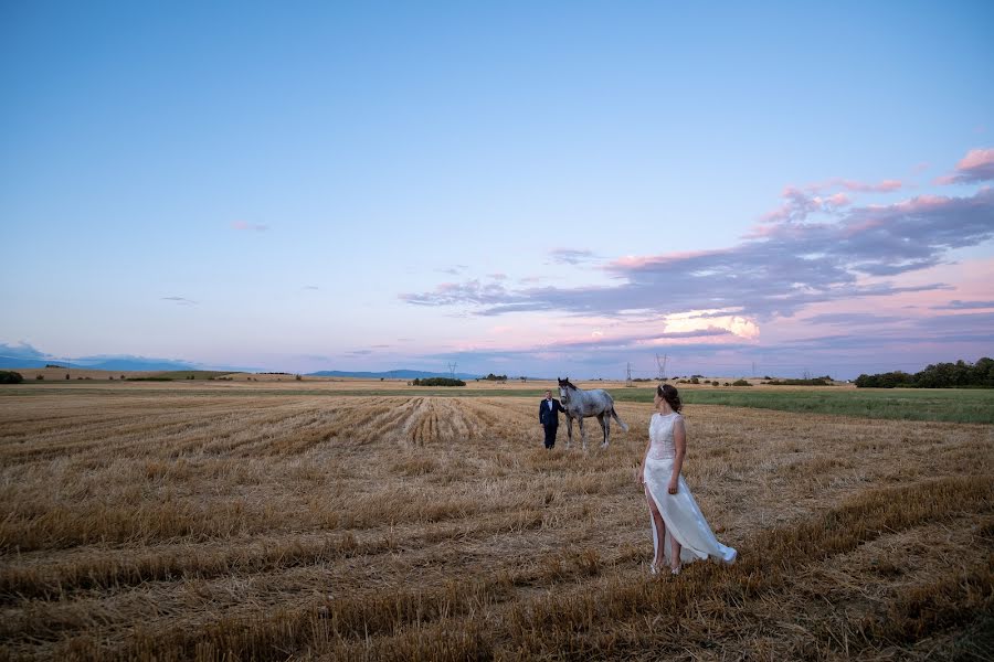 Fotografo di matrimoni Lucas Georgiev (c3c0). Foto del 15 settembre 2021