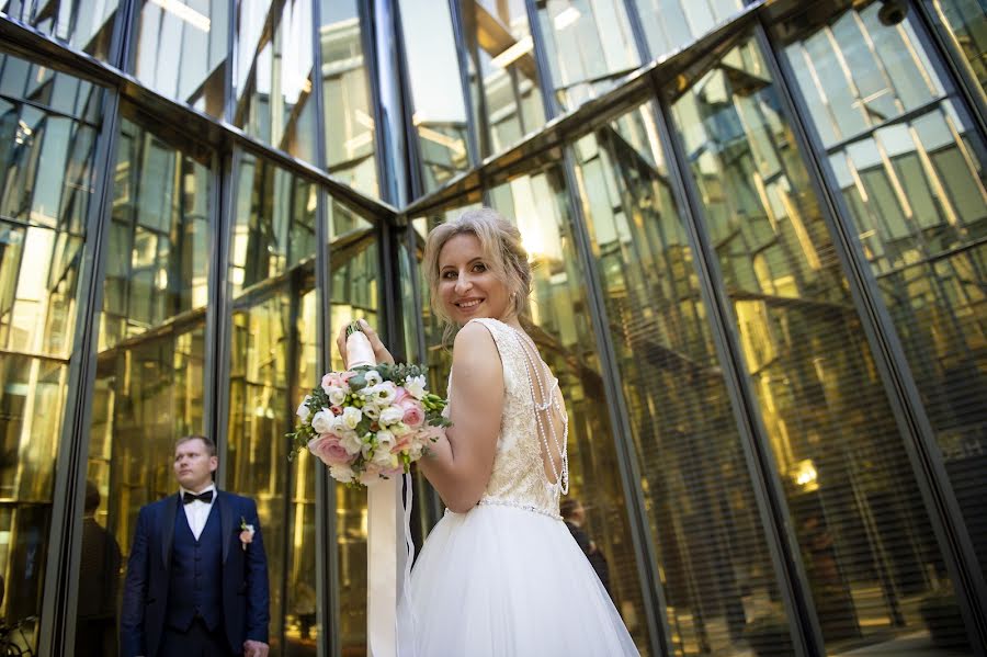 Fotógrafo de bodas Anatoliy Shishkin (anatoliysh). Foto del 2 de noviembre 2019