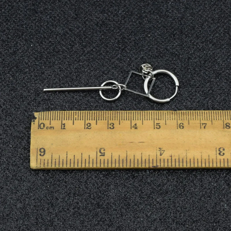 Pendientes personalizados de acero inoxidable para hombre y mujer, clips para las orejas que no se decoloran. ¡Un regalo duradero!
