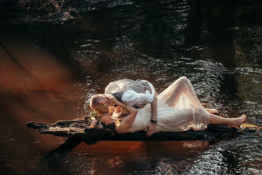 Fotógrafo de casamento Marcin Łabędzki (bwphotography). Foto de 1 de julho 2019