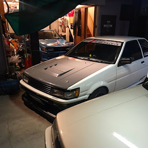 カローラレビン AE86