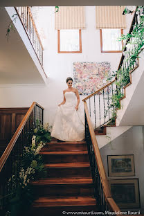 Fotógrafo de casamento Magdalene Kourti (kourti). Foto de 7 de outubro 2018