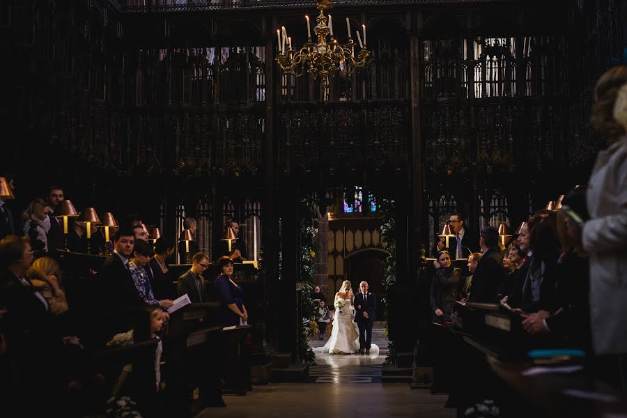 Fotografo di matrimoni John Hope (johnhopephotogr). Foto del 23 gennaio 2017