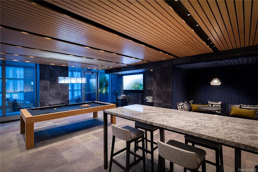 Buy this luxury house in New York (United States) with pool and terrace