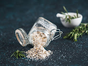 It's better to use dried rather than fresh herbs in your DIY braai salts.