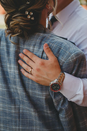 Fotografo di matrimoni Yuliya Kustenko (juliakustenko). Foto del 7 aprile 2022