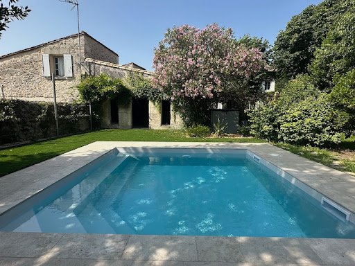 Maison avec piscine 3