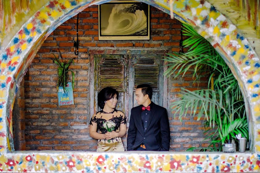 結婚式の写真家Rizky Anggara Dwi Ananta (deluzphotography)。2020 6月1日の写真