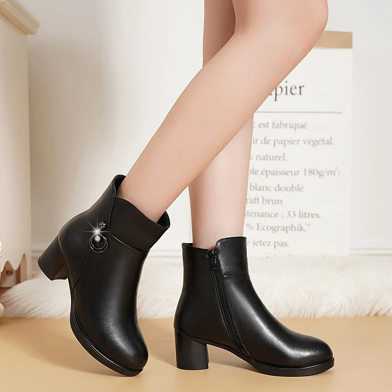 Title 2, Bottines courtes en velours pour femmes dâge m...