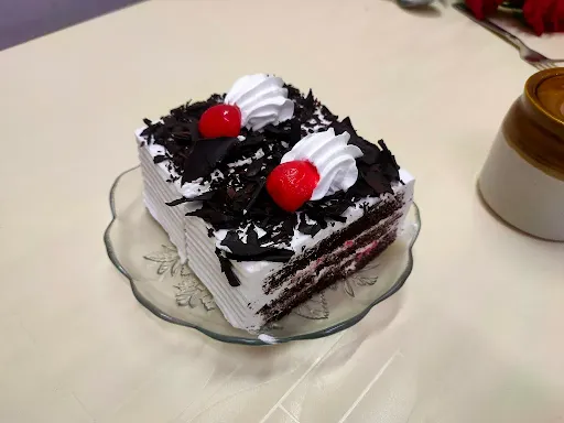 Black Forest Pastry [2 Pieces]