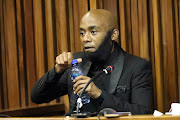 Ntuthuko Shoba giving testimony on the death of his slain girlfriend, Tshegofatso Pule, at the South Gauteng High
Court in Johannesburg.