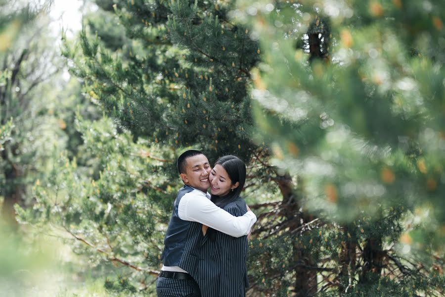 Photographe de mariage Nurbol Sadvakasov (sadvakasov). Photo du 25 février 2020