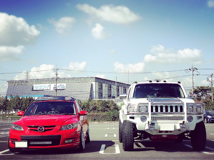 マツダスピードアクセラのハマー・ハマーH3・HUMMER・HUMMER H3・H3に関するカスタム事例の投稿画像1枚目