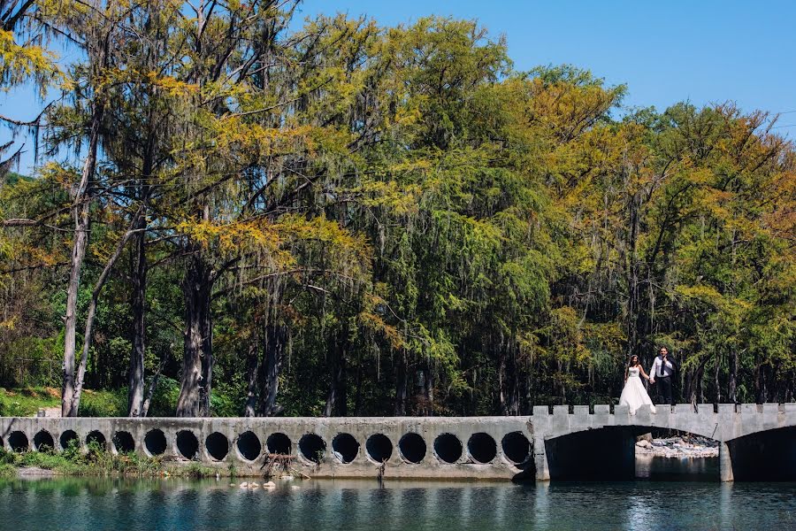 Fotografo di matrimoni Mayra Rodriguez (rodrguez). Foto del 22 settembre 2016