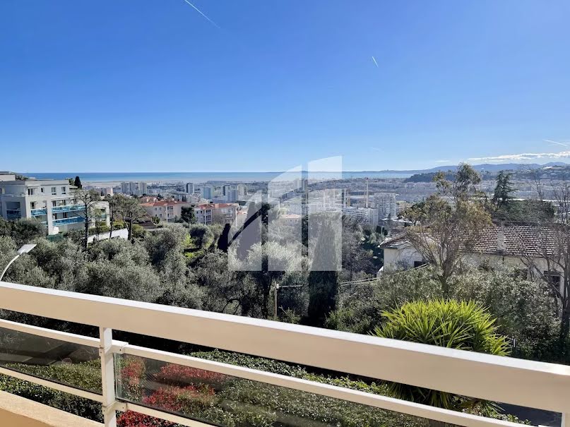 Vente appartement 1 pièce 27 m² à Nice (06000), 165 000 €