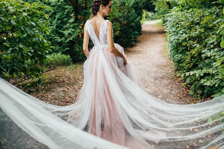 Fotógrafo de casamento Mark Dymchenko (markdimchenko). Foto de 17 de setembro 2018