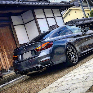 M4 クーペ