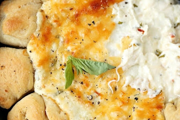 White Pizza Dip (+Video)