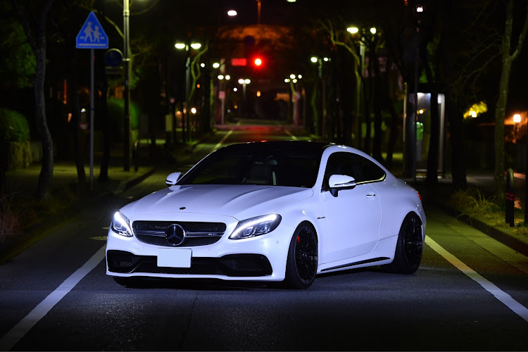 けんでぃさんが投稿したメルセデス・ベンツ・c63・モンスター・一眼レフに関するカスタム事例の投稿画像1枚目