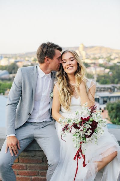 Fotógrafo de casamento Lina Nechaeva (nechaeva). Foto de 25 de outubro 2017