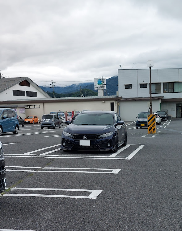 シビックのドライブ・ずぶ濡れの愛車・梅雨の晴れ間・大雨警報発令中に関するカスタム事例の投稿画像1枚目