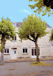 maison à Lesigny (86)