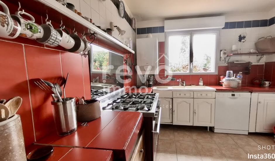 Vente maison 5 pièces 100 m² à Guécélard (72230), 168 000 €